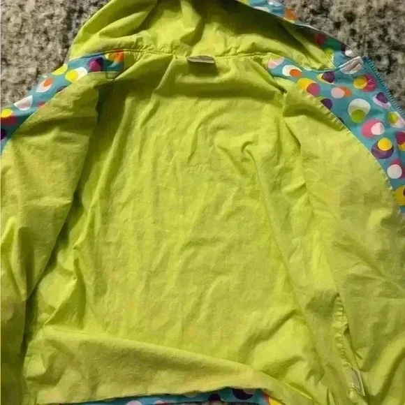 Adorable polkadot rain jacket - Picture 11 of 11